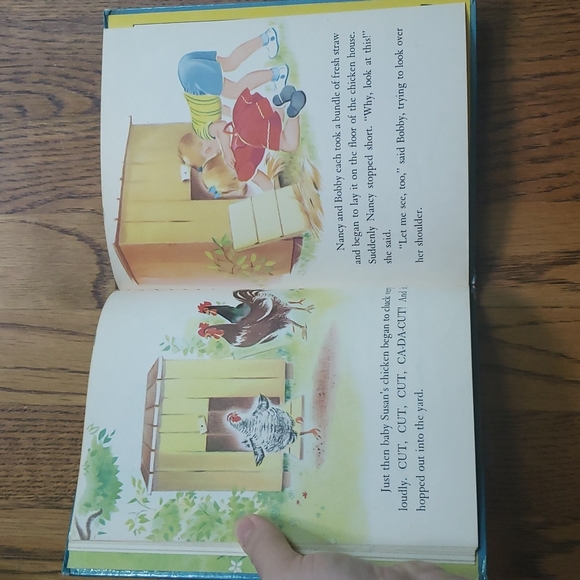 Vintage 50s Baby Susan's Chicken Hardcover Children's Book - Picture 6 of 8